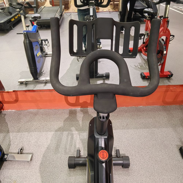 MND-D04 Belt Driven Spinning Bike | Commercial Grade | MND FITNESS