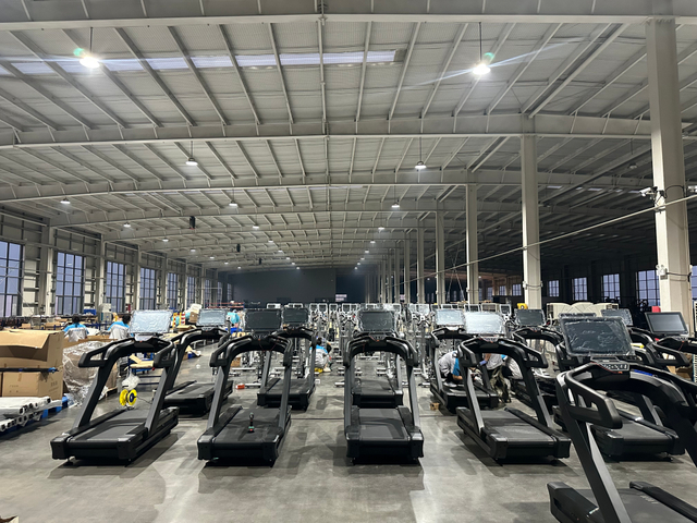 MND-X710 3HP Commercial Treadmill (LED Screen) | Compact Gym Treadmill | MND FITNESS